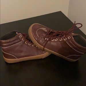 Boys size 1 brown causal boots